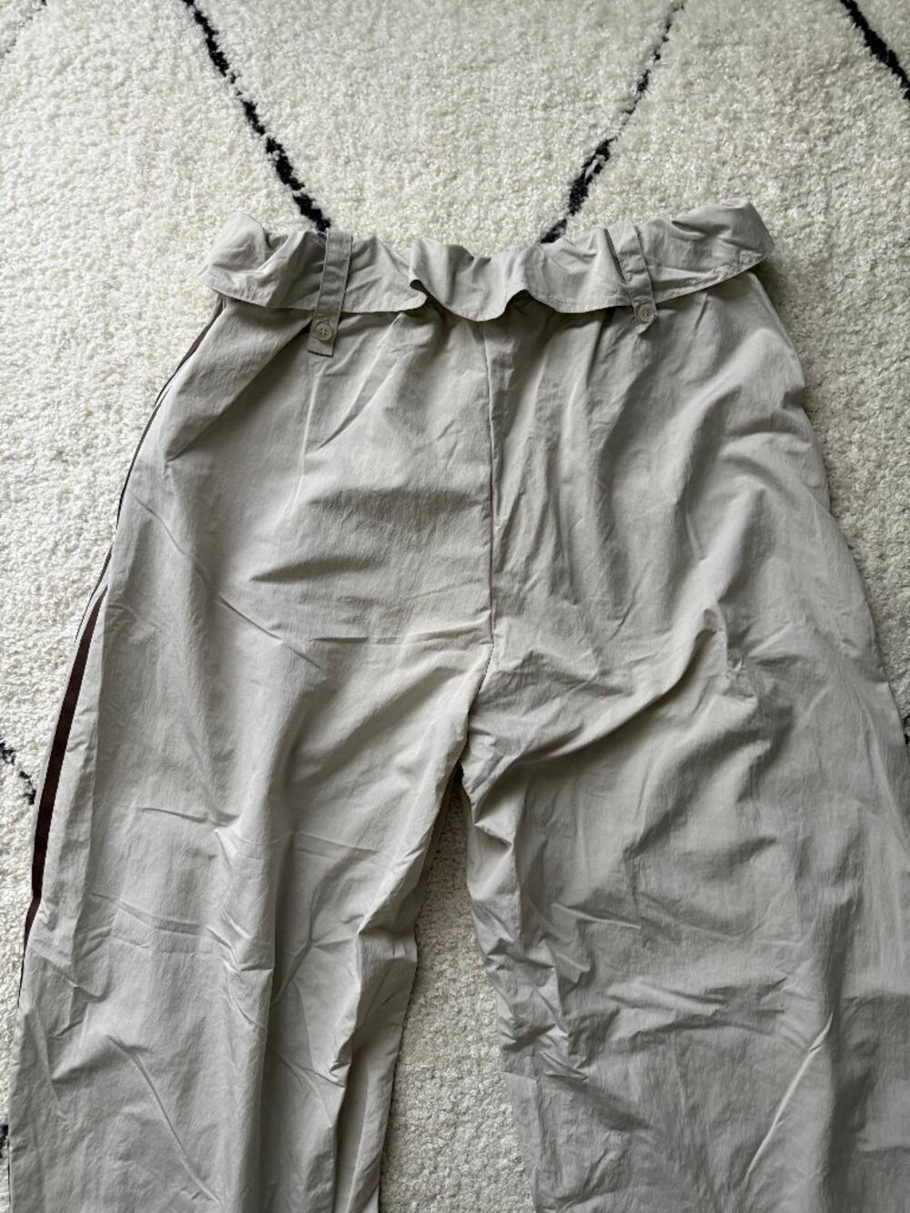 adidas originals women's beige 'curved pants' waistband detail BNWT size M, L - Picture 15 of 16